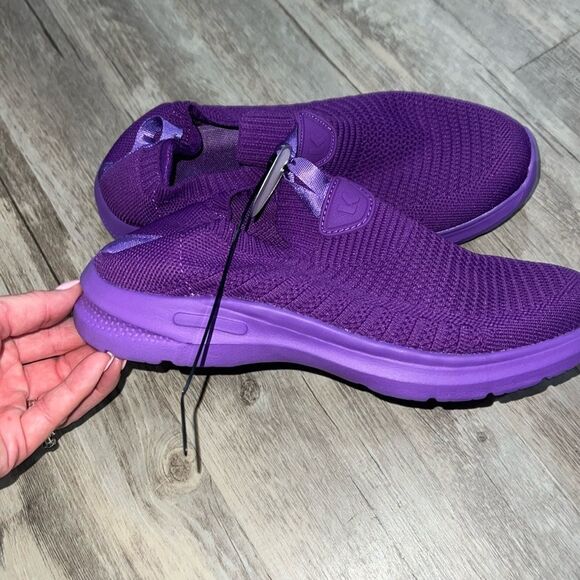 women's shoes - Picture 1 of 3